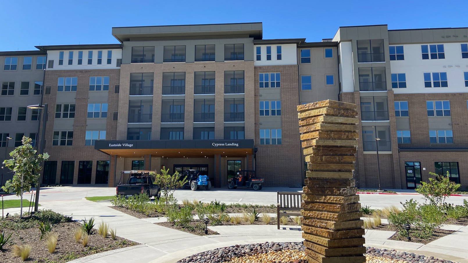 Exterior shot of a residential building at Highland Springs, an Erickson Senior Living community in Dallas, Texas.